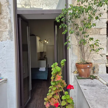 Dimora Delle Meraviglie Apartment